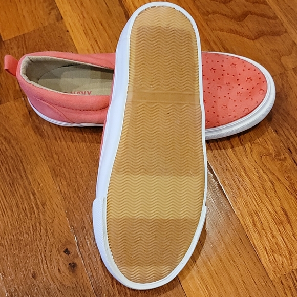 Girls Old Navy slide on shoes - Picture 6 of 6